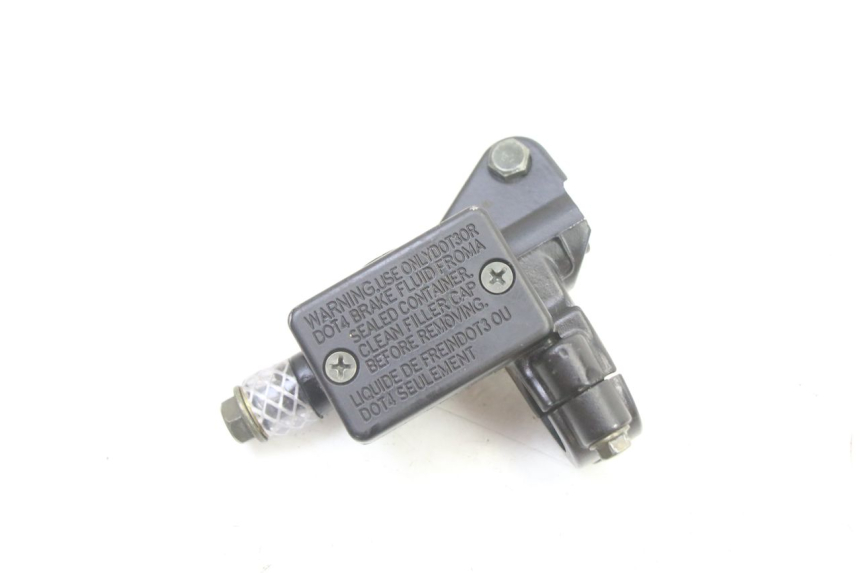 photo de FRONT MASTER CYLINDER APOLLO RXF 125 - Zoom on usage condition