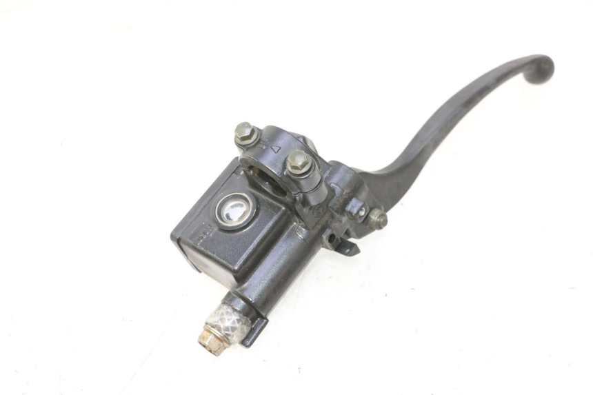 photo de FRONT BRAKE MASTER CYLINDER DAELIM S2 125 (2006 - 2007) - Zoom on usage condition