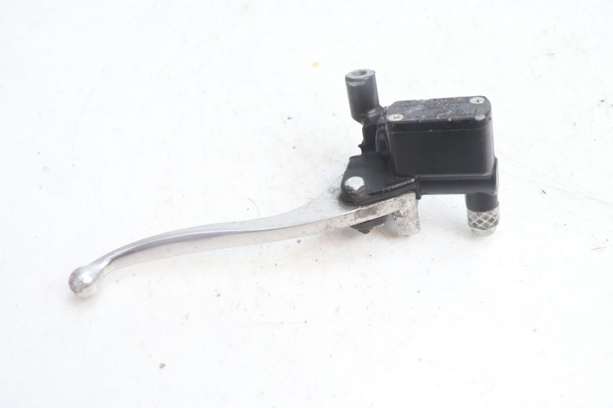 photo de FRONT BRAKE MASTER CYLINDER JM MOTORS SANTANA EVO 50 (2024 - 2026) - Technical close-up