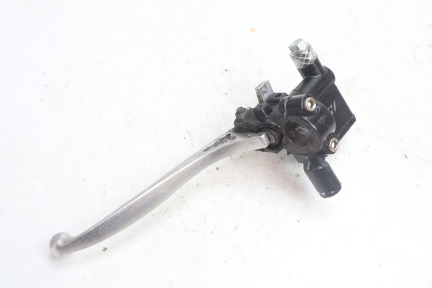 photo de FRONT BRAKE MASTER CYLINDER JM MOTORS SANTANA EVO 50 (2024 - 2026) - Fixing points details