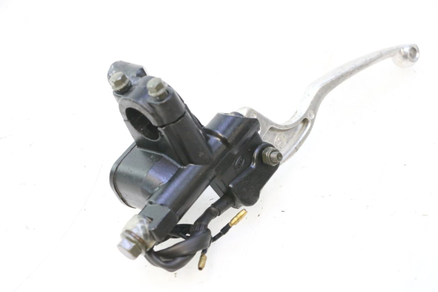 photo de FRONT BRAKE MASTER CYLINDER JM MOTORS SANTANA 50 (2014 - 2023) - Zoom on usage condition