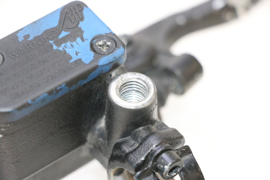 photo de FRONT BRAKE MASTER CYLINDER PEUGEOT SATELIS COMPRESSOR K15 125 (2006 - 2009) - Surface and material condition