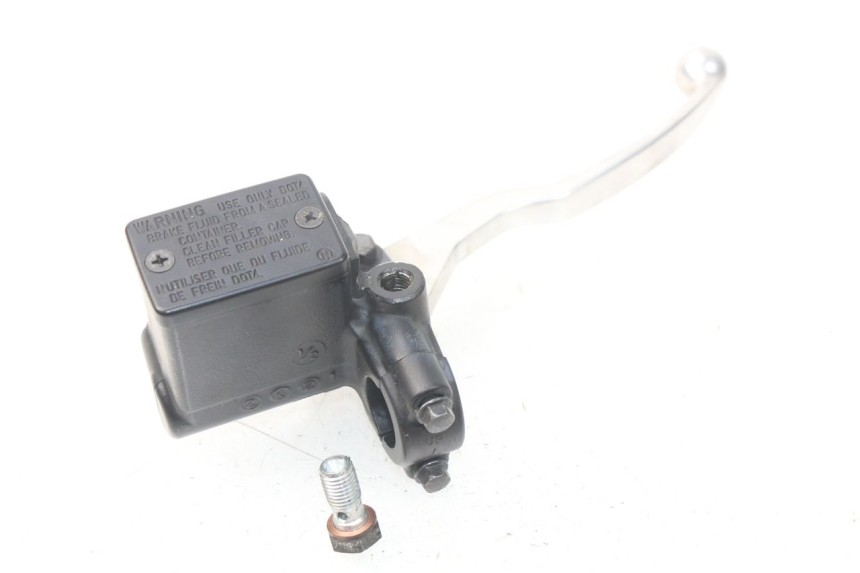 photo de FRONT BRAKE MASTER CYLINDER PEUGEOT SATELIS 300 (2012 - 2015) - Technical close-up