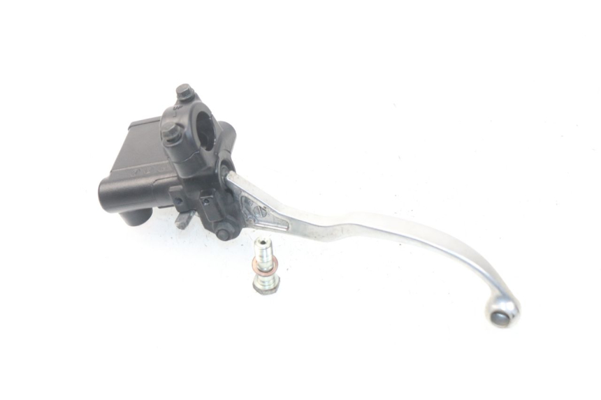 photo de FRONT BRAKE MASTER CYLINDER PEUGEOT SATELIS 500 (2007 - 2013) - Zoom on usage condition