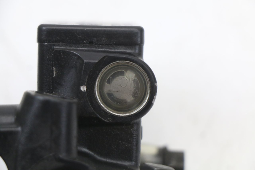 photo de FRONT BRAKE MASTER CYLINDER PEUGEOT SATELIS 125 (2010 - 2012) - Technical close-up