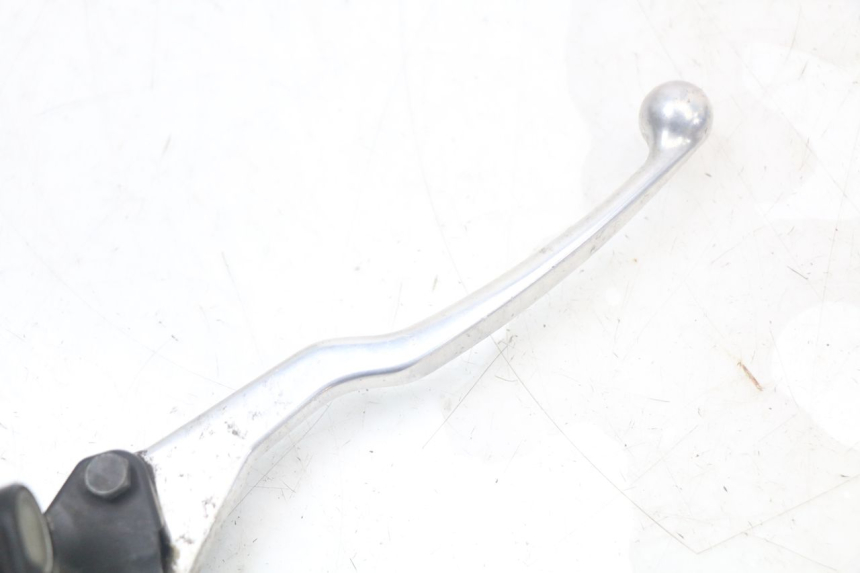 photo de FRONT MASTER CYLINDER PEUGEOT SATELIS 125 (2006 - 2009) - Alternative perspective