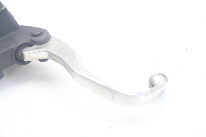 photo de FRONT BRAKE MASTER CYLINDER APRILIA SCARABEO 100 (2003 - 2012) - Zoom on usage condition