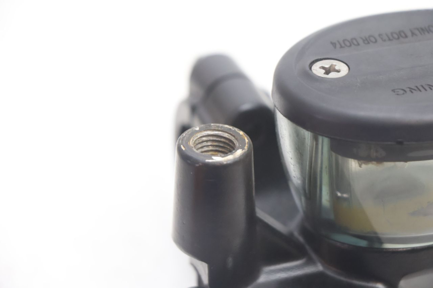 photo de FRONT BRAKE MASTER CYLINDER MASH SEVENTY FIVE 125 (2013 - 2021) - Surface and material condition