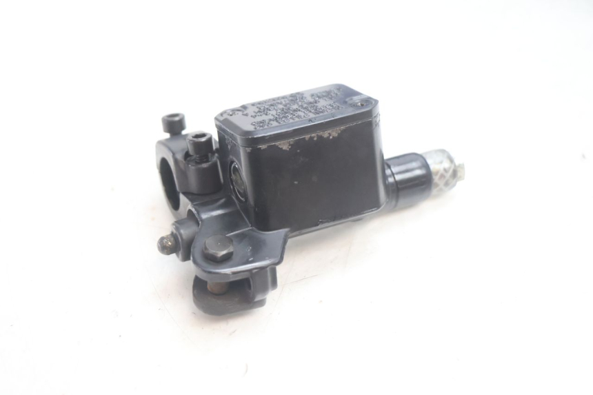 photo de FRONT BRAKE MASTER CYLINDER YAMAHA SLIDER 50 (1999 - 2004) - Main view