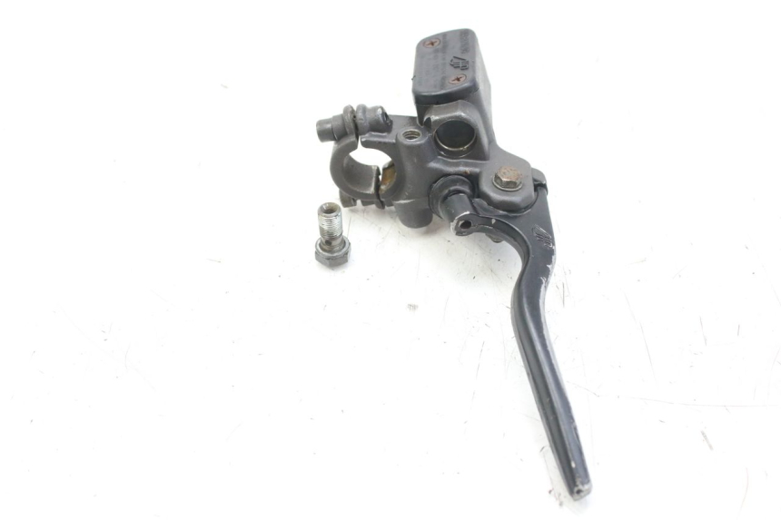 photo de FRONT MASTER CYLINDER SUZUKI SMX SUPERMOTARD 50 (1996 - 2001) - Zoom on usage condition