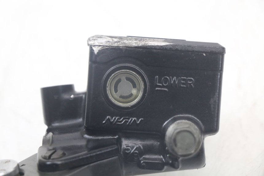 photo de FRONT BRAKE MASTER CYLINDER TRIUMPH SPEED TRIPLE T301 900 (1994 - 1996) - Product overview