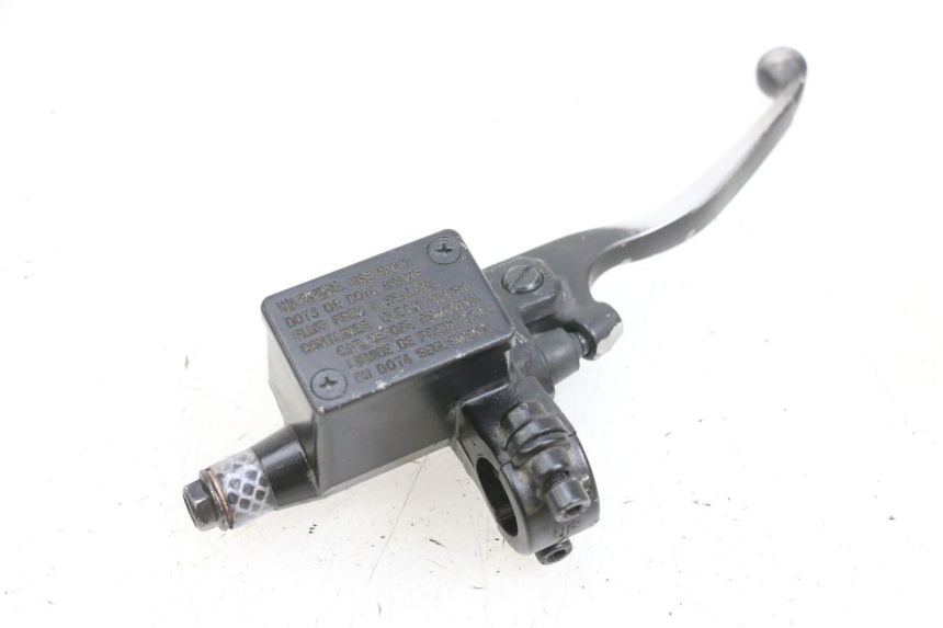 photo de FRONT BRAKE MASTER CYLINDER PEUGEOT SPEEDFIGHT 4 4T EFI 50 (2021 - 2025) - Surface and material condition