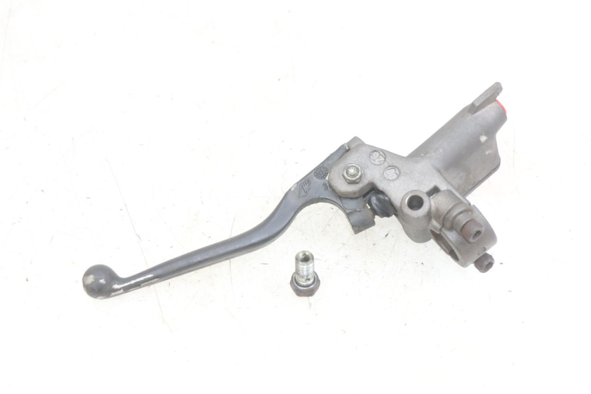 photo de FRONT MASTER CYLINDER PEUGEOT SPEEDFIGHT LC 50 (1996 - 2002) - Zoom on usage condition