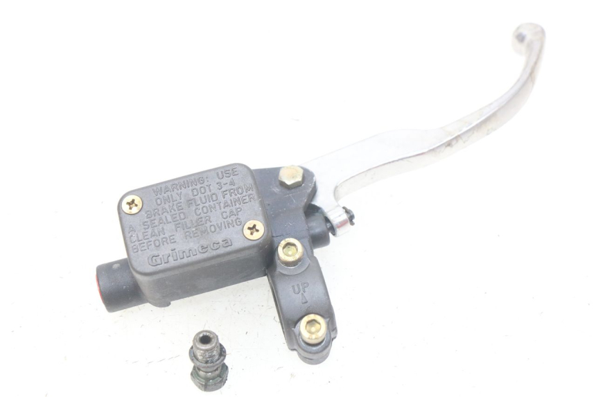 photo de FRONT MASTER CYLINDER APRILIA SR LC 50 (1997 - 2004) - Technical close-up