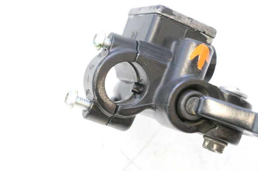 photo de FRONT BRAKE MASTER CYLINDER APRILIA SR MOTARD 50 (2012 - 2018) - Fixing points details