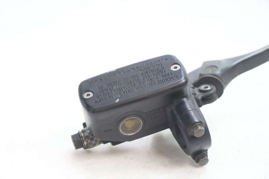 photo de FRONT BRAKE MASTER CYLINDER HONDA ST PAN EUROPEAN 1100 (1990 - 2002) - Zoom on usage condition
