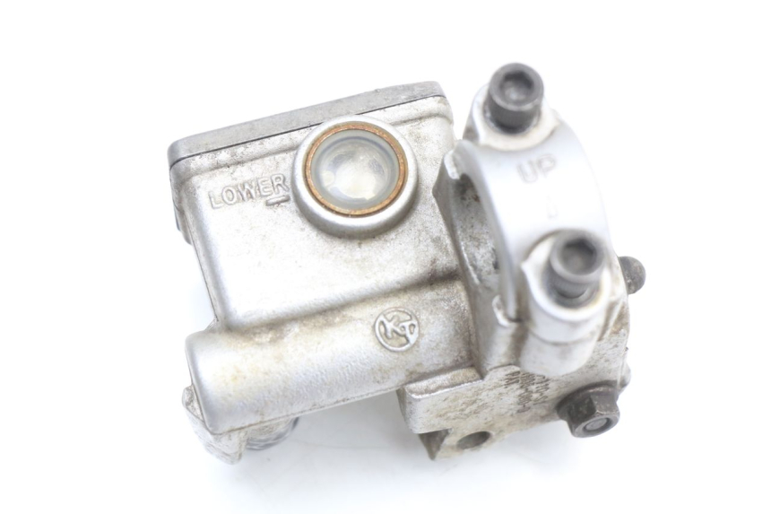 photo de FRONT BRAKE MASTER CYLINDER CAGIVA SUPER CITY 125 (1992 - 1997) - Zoom on usage condition