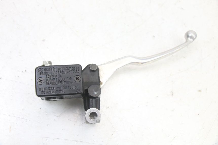 photo de FRONT BRAKE MASTER CYLINDER SUZUKI BURGMAN 125 (2018 - 2021) - Main view