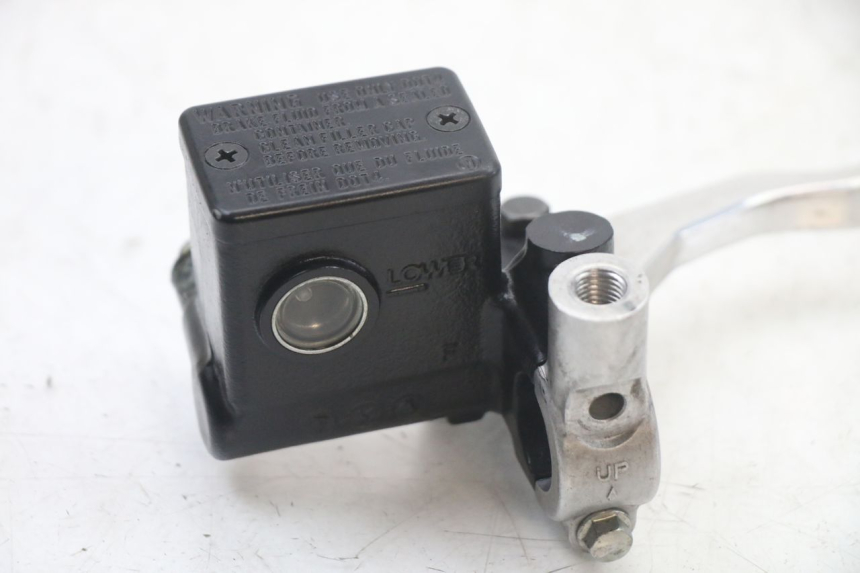 photo de FRONT BRAKE MASTER CYLINDER SUZUKI BURGMAN 125 (2018 - 2021) - Zoom on usage condition