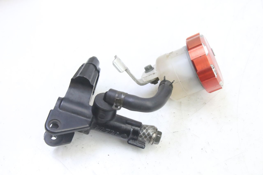 photo de FRONT BRAKE MASTER CYLINDER SUZUKI SV S 650 (2003 - 2009) - Main view