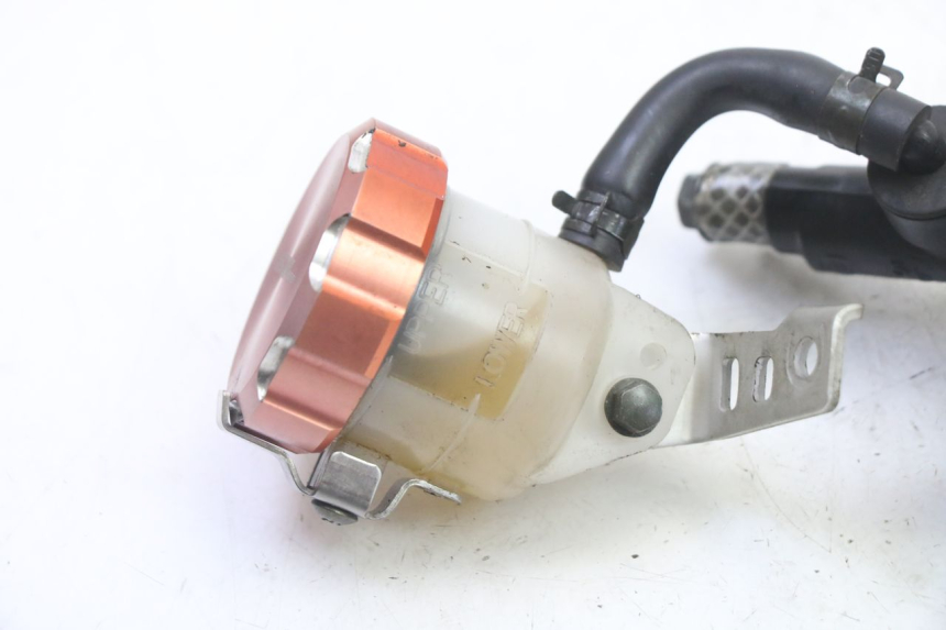 photo de FRONT BRAKE MASTER CYLINDER SUZUKI SV S 650 (2003 - 2009) - Product overview