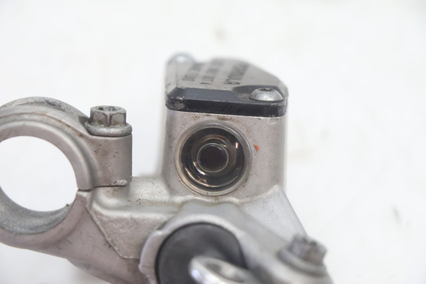 photo de FRONT BRAKE MASTER CYLINDER KTM SX 85 (2018 - 2024) - Fixing points details