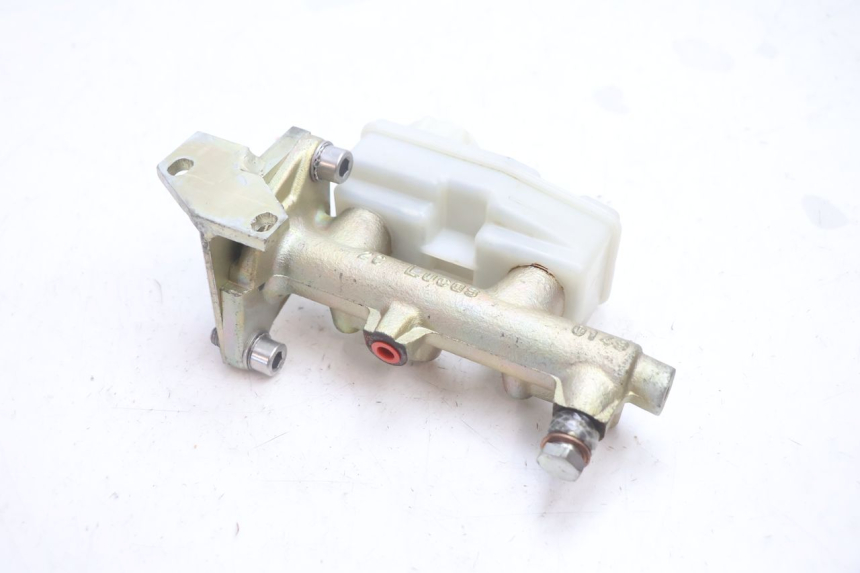 photo de FRONT BRAKE MASTER CYLINDER BOOM TRIKE FUN 500 (2004 - 2010) - Product overview