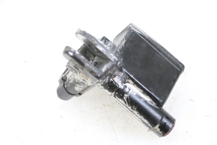 photo de FRONT BRAKE MASTER CYLINDER YAMAHA TTR 125 (2000 - 2020) - Zoom on usage condition