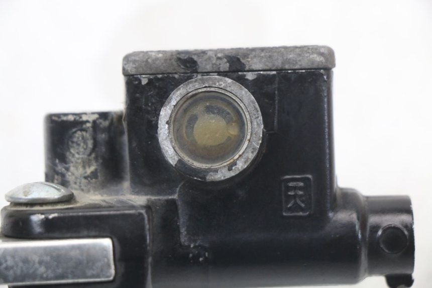 photo de FRONT BRAKE MASTER CYLINDER PIAGGIO TYPHOON 50 (2000 - 2009) - Surface and material condition