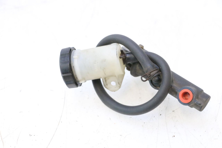 photo de FRONT BRAKE MASTER CYLINDER PIAGGIO TYPHOON 50 (2000 - 2009) - Zoom on usage condition