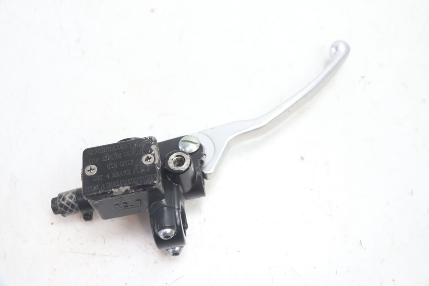photo de FRONT BRAKE MASTER CYLINDER PIAGGIO TYPHOON 50 (2000 - 2009) - Main view