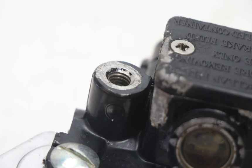 photo de FRONT BRAKE MASTER CYLINDER PIAGGIO TYPHOON 50 (2000 - 2009) - Product overview