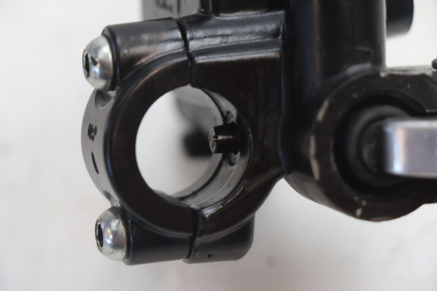 photo de FRONT BRAKE MASTER CYLINDER PIAGGIO TYPHOON 50 (2000 - 2009) - Surface and material condition