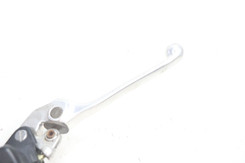 photo de FRONT BRAKE MASTER CYLINDER HONDA VFR FI RC46 800 (1998 - 2001) - Zoom on usage condition
