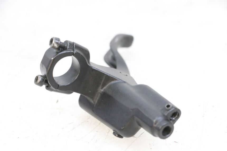 photo de FRONT MASTER CYLINDER DUALTRON VICTOR LIMITED 1 - Alternative perspective