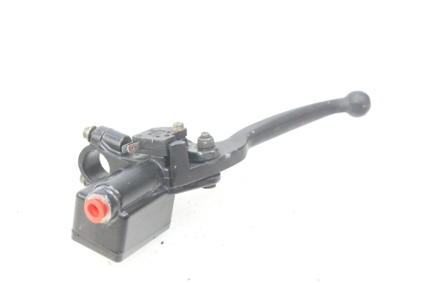 photo de FRONT MASTER CYLINDER EUROCKA VIRTUALITY GT 4T 50 (2011 - 2017) - Zoom on usage condition