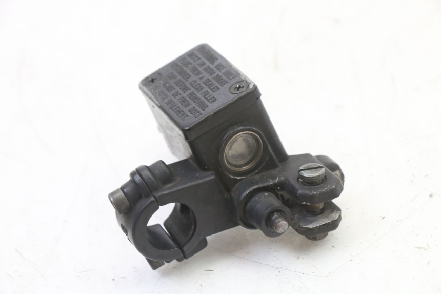 photo de FRONT BRAKE MASTER CYLINDER PEUGEOT VIVACITY NEW 4T 50 (2008 - 2017) - Alternative perspective