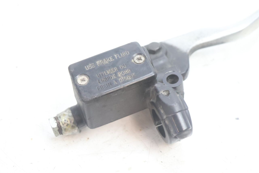 photo de FRONT BRAKE MASTER CYLINDER PEUGEOT VIVACITY 100 (1999 - 2008) - Component detail
