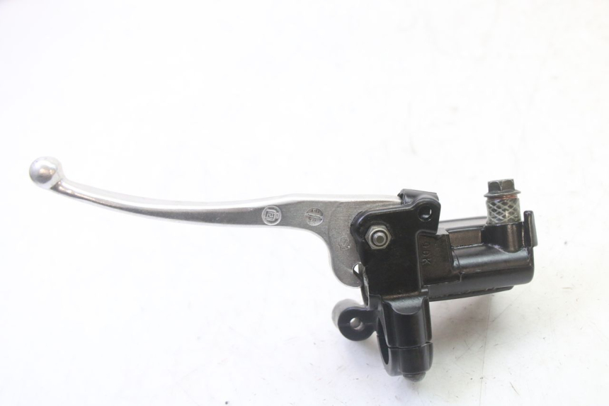 photo de FRONT BRAKE MASTER CYLINDER MBK WAAP 125 (2008 - 2013) - Fixing points details