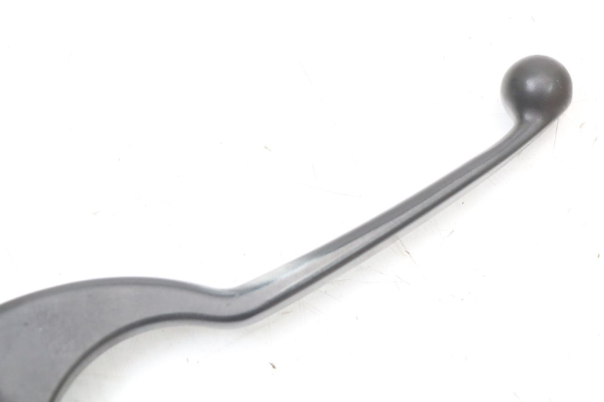 photo de FRONT MASTER CYLINDER YAMAHA XMAX X-MAX ABS 125 (2017 - 2020) - Fixing points details