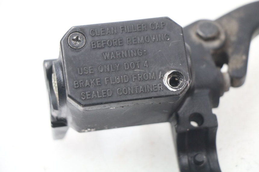 photo de FRONT MASTER CYLINDER YAMAHA XMAX X-MAX 125 (2006 - 2009) - Product overview