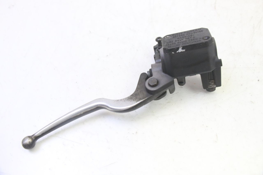 photo de FRONT MASTER CYLINDER YAMAHA X-MAX XMAX 125 (2010 - 2013) - Alternative perspective
