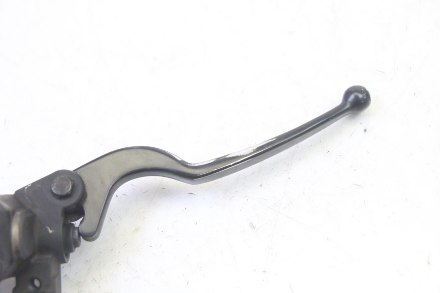 photo de FRONT MASTER CYLINDER YAMAHA X-MAX XMAX 250 (2006 - 2009) - Zoom on usage condition