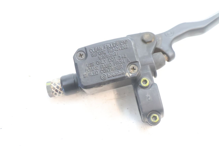 photo de FRONT BRAKE MASTER CYLINDER PIAGGIO X9 AMALFI 180 (2000 - 2003) - Component detail