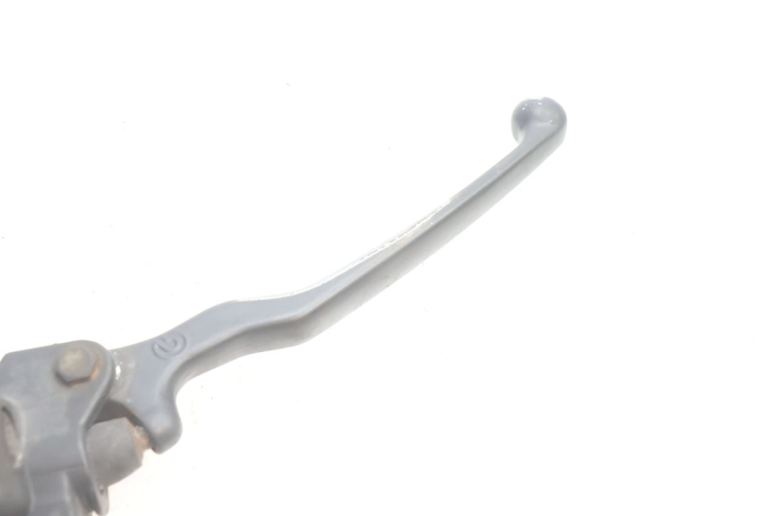 photo de FRONT BRAKE MASTER CYLINDER PIAGGIO X9 AMALFI 180 (2000 - 2003) - Zoom on usage condition