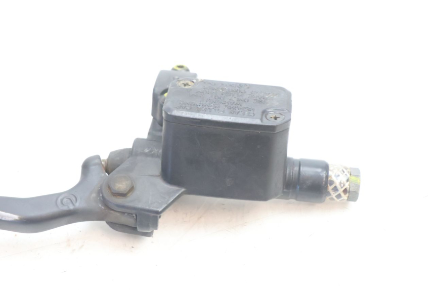 photo de FRONT BRAKE MASTER CYLINDER PIAGGIO X9 AMALFI 180 (2000 - 2003) - Fixing points details