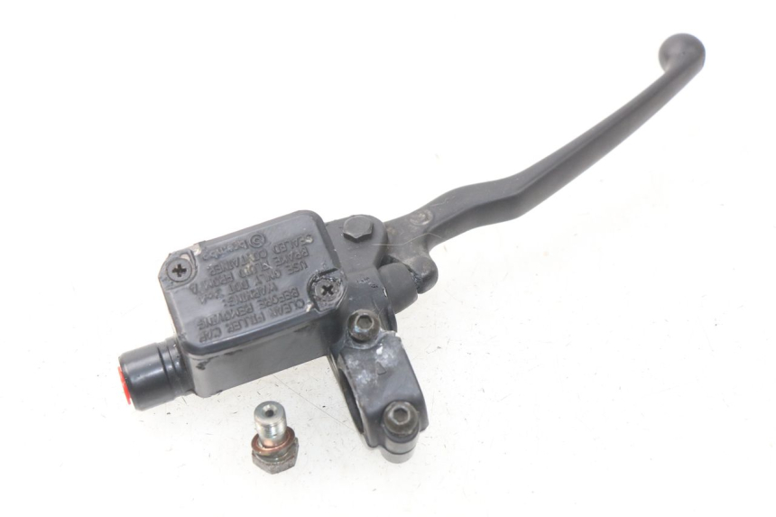 photo de FRONT MASTER CYLINDER PIAGGIO X9 125 (2000 - 2003) - Technical close-up