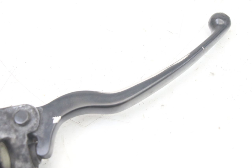 photo de FRONT BRAKE MASTER CYLINDER PIAGGIO XEVO - X EVO 125 (2007 - 2017) - Zoom on usage condition