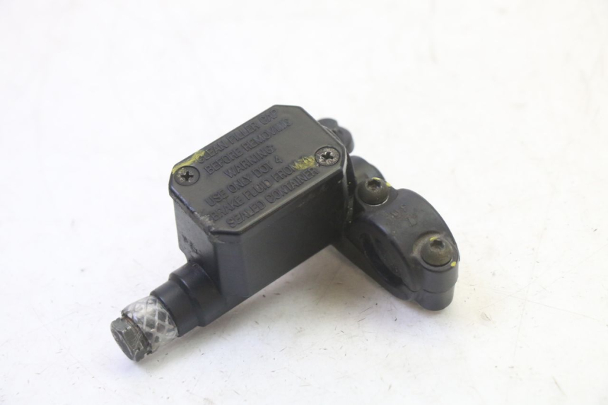 photo de FRONT BRAKE MASTER CYLINDER PIAGGIO XEVO - X EVO 125 (2007 - 2017) - Component detail