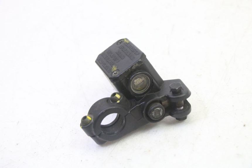photo de FRONT BRAKE MASTER CYLINDER PIAGGIO XEVO - X EVO 125 (2007 - 2017) - Zoom on usage condition